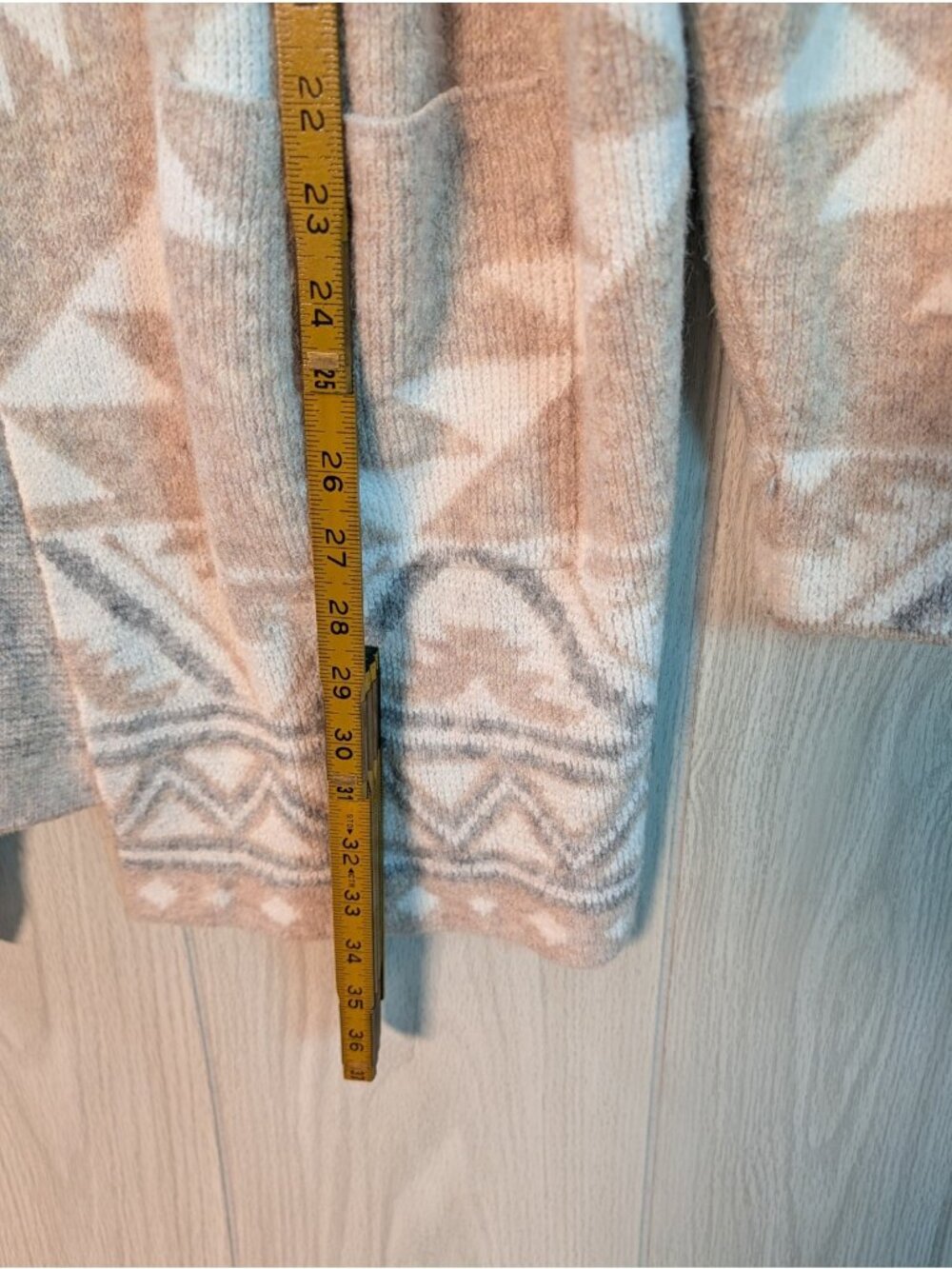 FRYE Beige White Knit Cardigan Sweater Geometric Pattern Long Sleeve Large - Picture 8 of 8